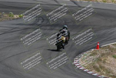 media/Apr-20-2025-AHRMA (Sun) [[393a79c373]]/Race/Group 10/Turn 4b/